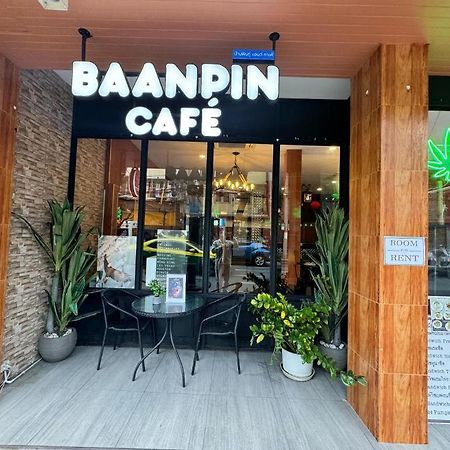 Baanpin Hotel Bangkok Exterior foto