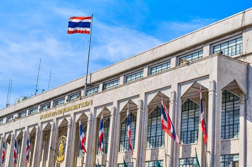 Baanpin Hotel Bangkok Exterior foto