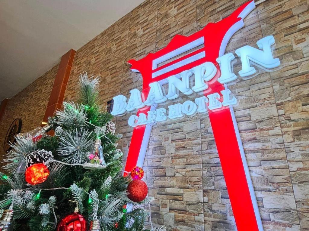 Baanpin Hotel Bangkok Exterior foto